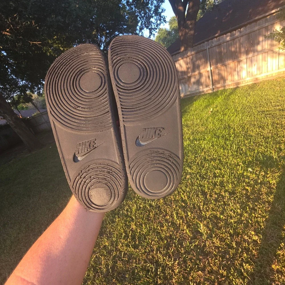 Nike Offcourt MLB Cincinnati Reds Slides Mens Black Red Revive Foam Sandals
